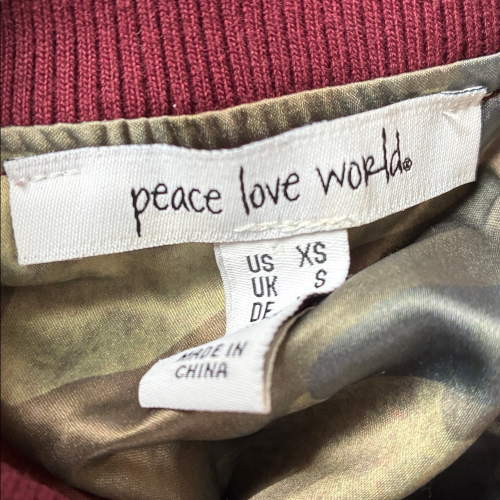 Peace Love world Women's Burgundyy Velvet Bomber Jacket sz XS - Picture 7 of 9
